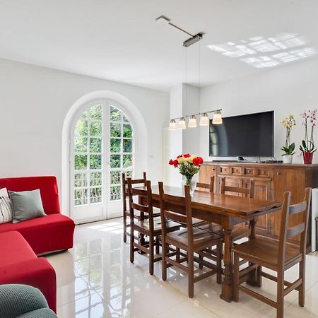 Sanremo Flat With Private Parking And Netflix Apartment Екстериор снимка