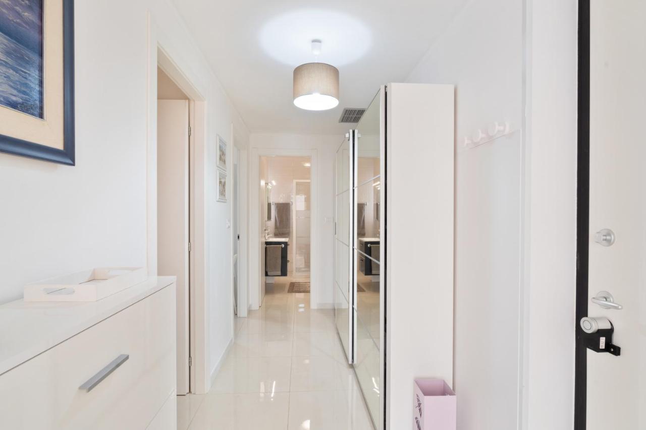 Sanremo Flat With Private Parking And Netflix Apartment Екстериор снимка